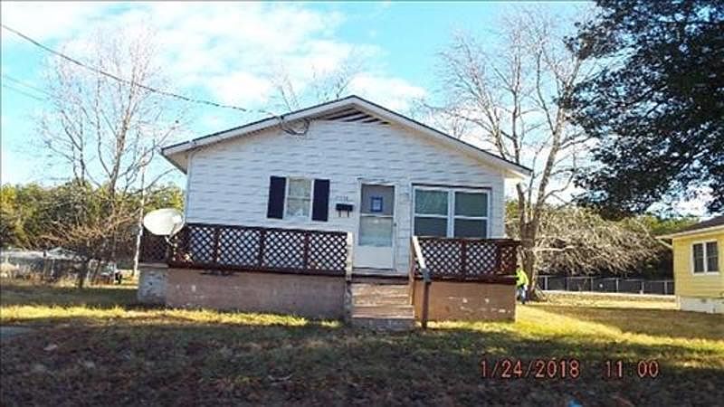 1st image of 21348 Windsor Dr
