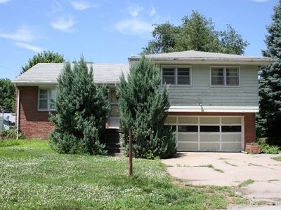 844 S Scenic Dr, Oakland, IA, 51560