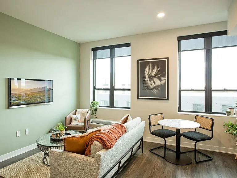 Dining/Living room