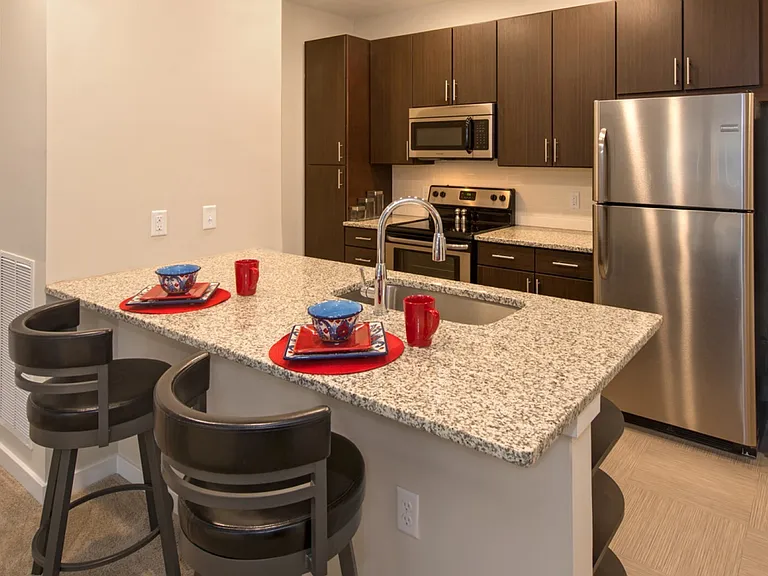 Encore 4505 at Town Center Apartments — Photo 9