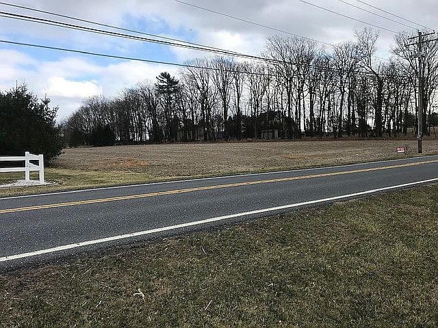 1st image of 9098 Claussville Rd