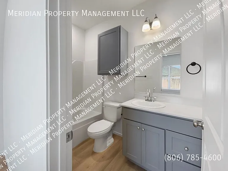 5506 Itasca St #B — Photo 21