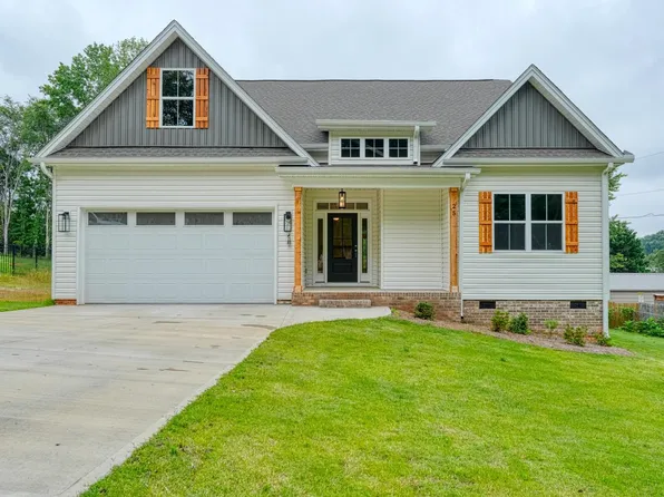 25 Greenbriar Ln, Woodruff, SC 29388