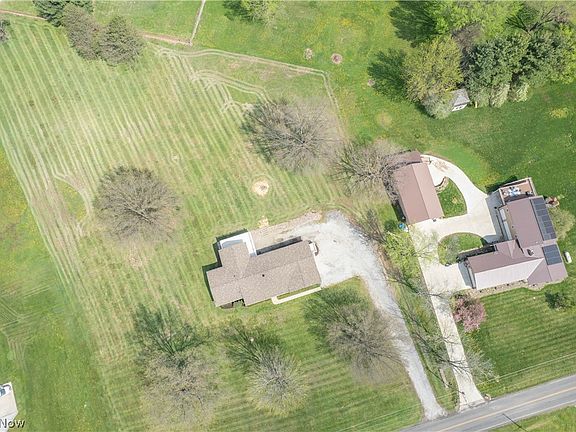 2nd image of 6459 Smith Kramer St NE