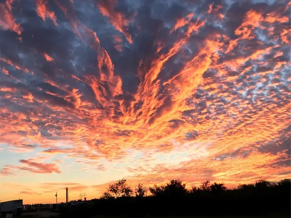 3 Wesley Ridge Dr, Spicewood, TX 78669