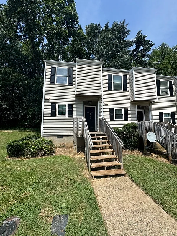 2 bed, 1.5 bath, 950 sqft, $1,295 — Photo 1
