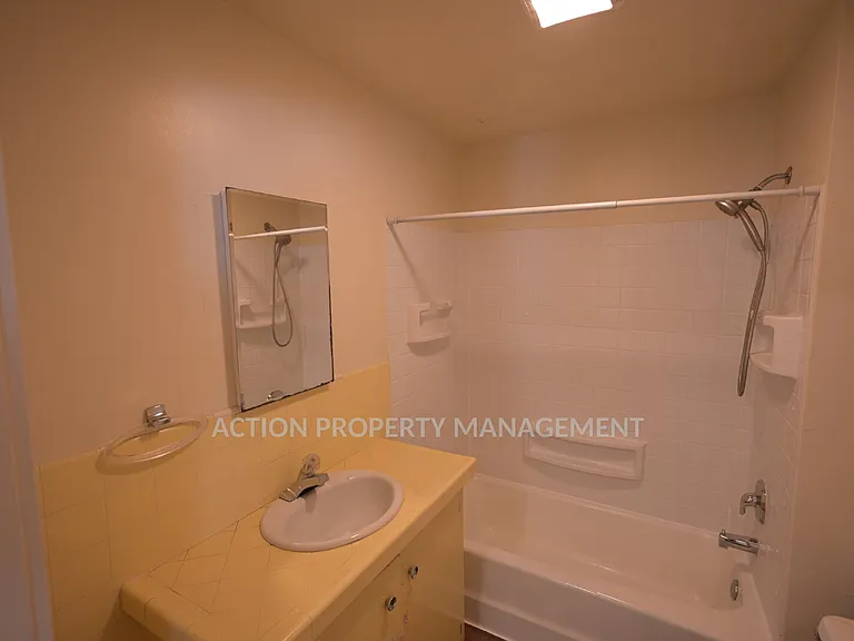 3208 E Mahogany St — Photo 13