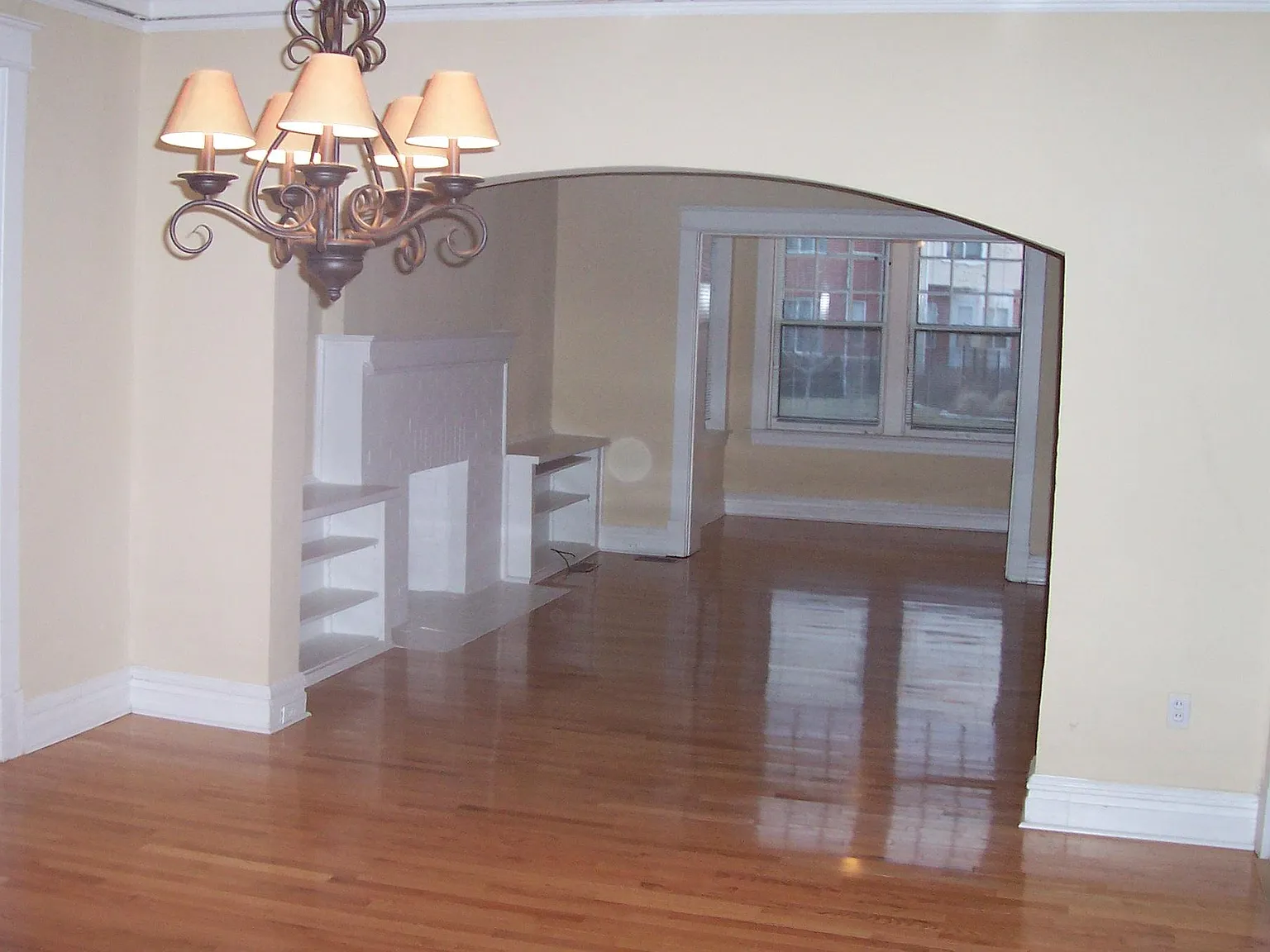 2 bed, 1500 sqft, $1,700 — Photo 3