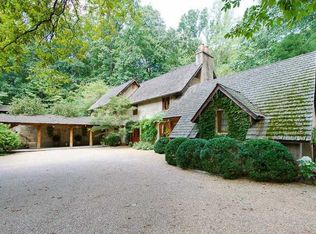 4175 Conway Valley Rd NW, Atlanta, GA 30327