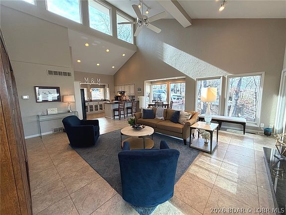 3rd image of 421 Staniel Cay Dr