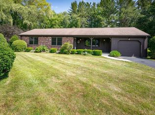 313 River St, Halifax, MA 02338