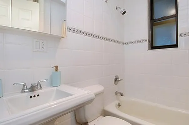 Sold by Citi Habitats | media 16