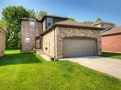 32848 Birchwood Dr, Chesterfield, MI, 48047