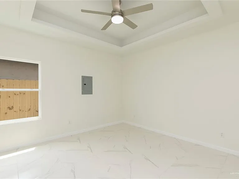 1902 W Violet Dr #4 — Photo 14