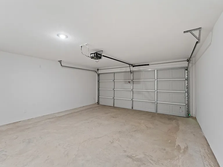 3060 Laredo Ln — Photo 10