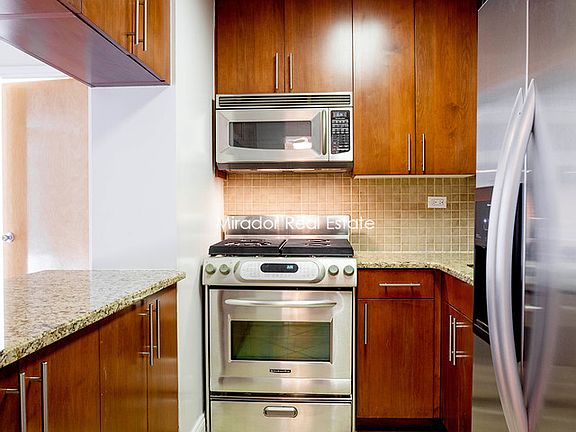 3rd image of 330 E 39th St APT 5K