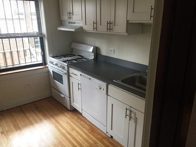 1st image of 2754 N Mildred Ave #2