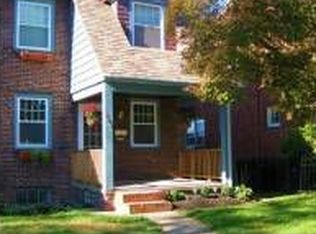 702 W 32nd St, Wilmington, DE 19802
