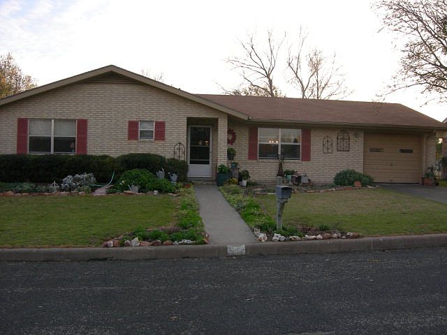 1st image of 207 Seamoor Dr
