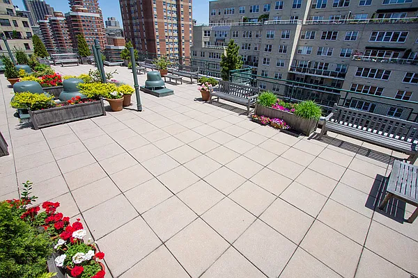 Rented by Punia & Marx Inc. | media 18