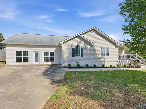 41 Morgan Nelson Rd, Falkville, AL 35622