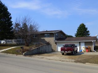 876 N Kent Rd, Kent, IL 61044