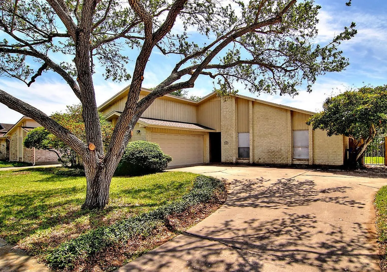 4305 Beard - 4/Bed 2/Bath - $2095/month — Photo 1
