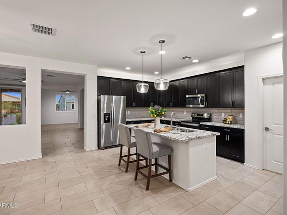 3rd image of 41825 W MESQUITE Road