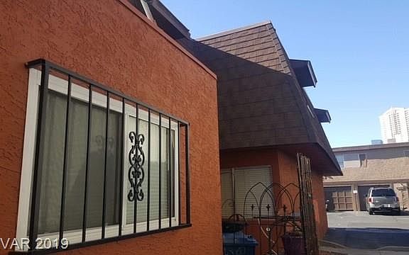 5th image of 4674 Monterey Cir Unit 2