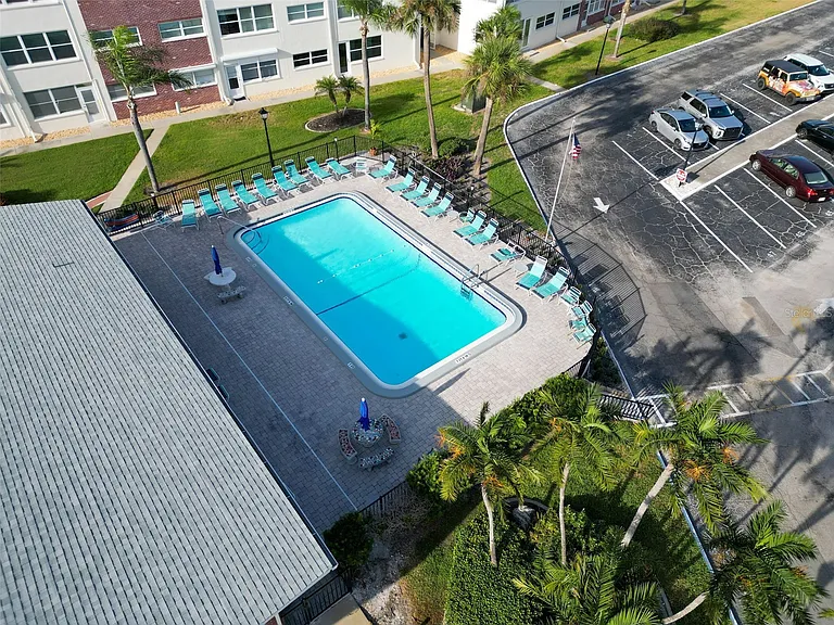 5575 Gulf Blvd #0 — Photo 5