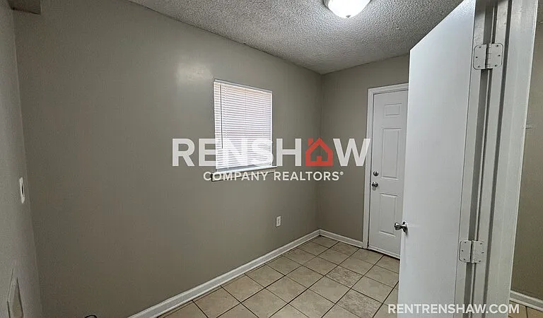 5022 Byron Rd — Photo 9