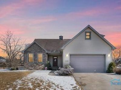 7741 Shoemaker Dr, Waterville, OH, 43566