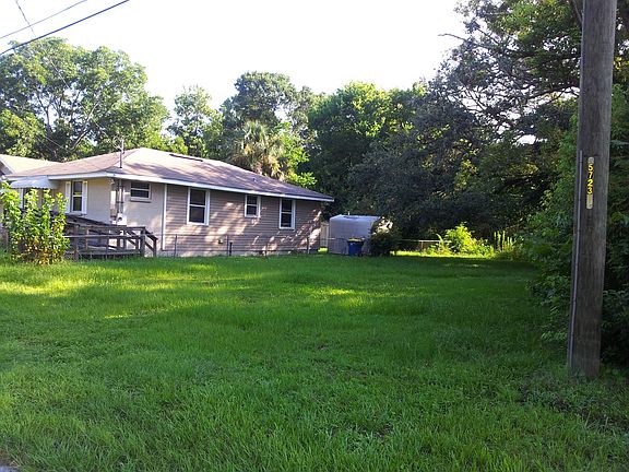 5th image of 5725 Droad St
