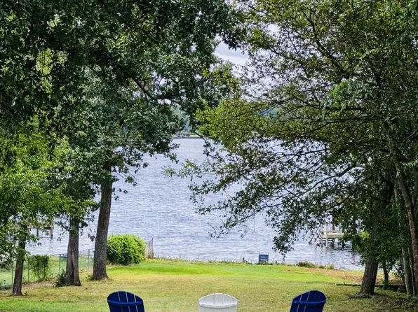 22693 Creekwood Dr, Flint, TX 75762