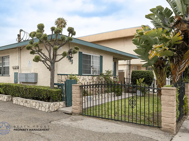 12603-12609 Eucalyptus Ave — Photo 6