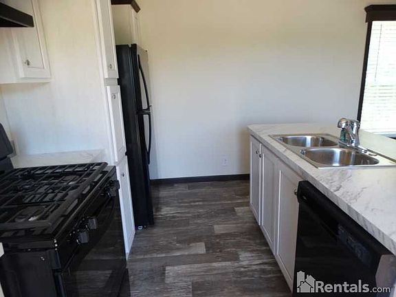 4th image of 215 S Valeen Ct