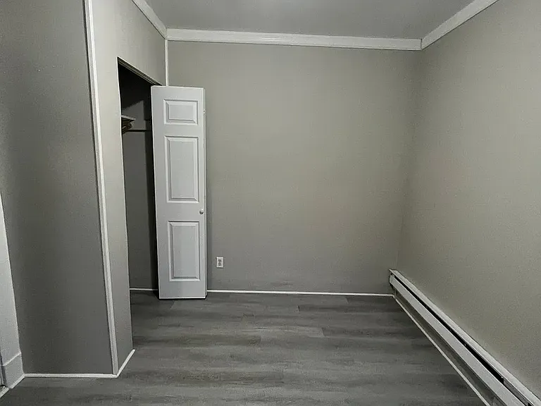 17 Davis St #2R — Photo 5