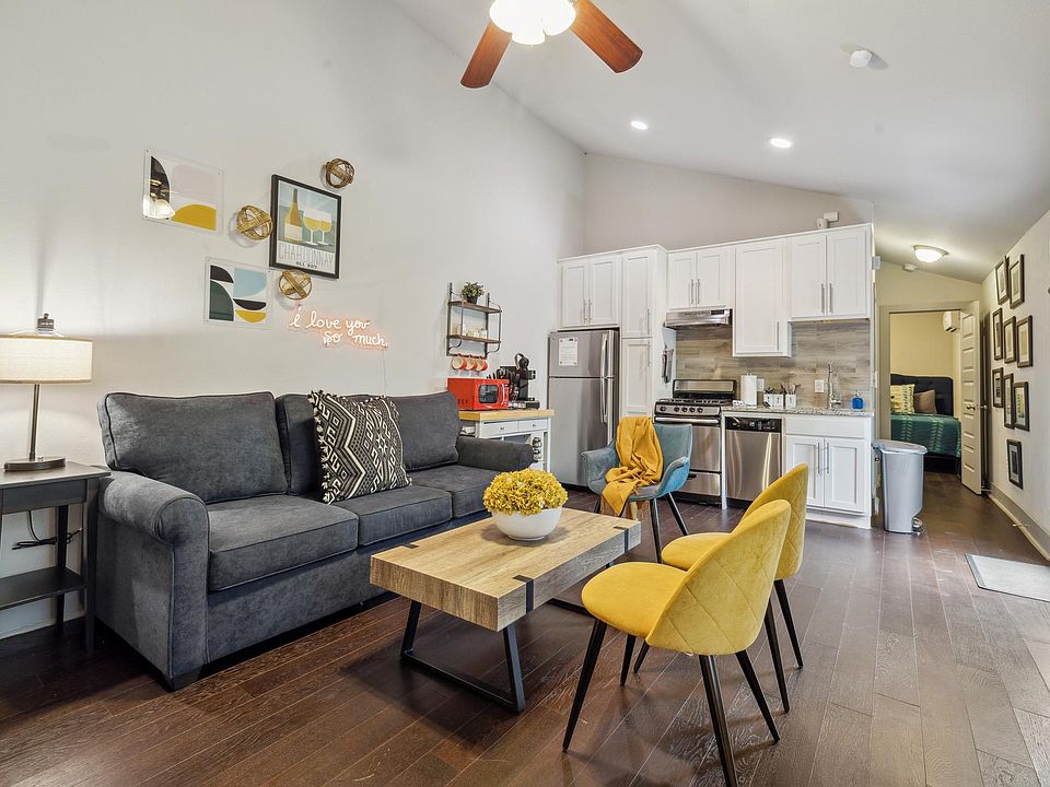 1st image of 1139 1/2 Poquito St #3