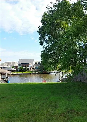 870 Marina Dr #B — Photo 4