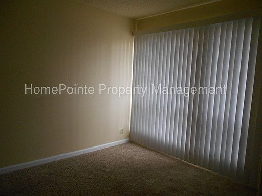 5th image of 4021 Cottontail Way