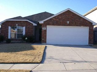 4933 Prestwick Dr, Fort Worth, TX 76135