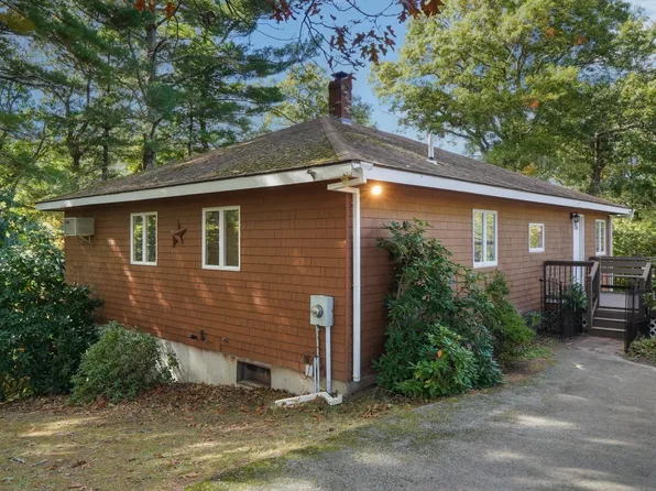 45 Norman Ave, Taunton, MA 02780