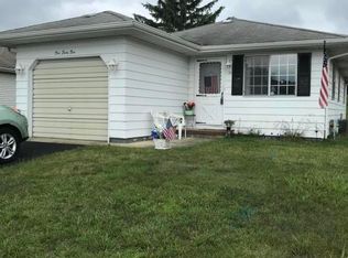 242 Bonaire Dr, Toms River, NJ 08757