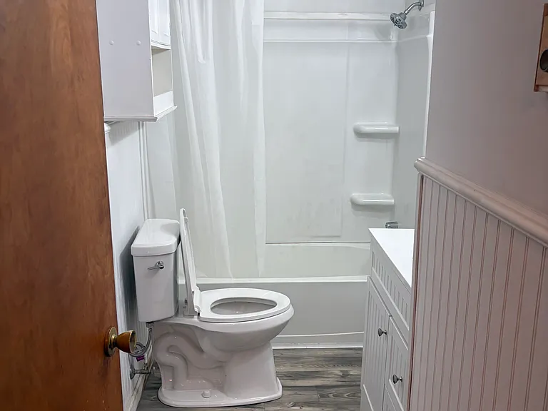 2446 Branch St #1 — Photo 8