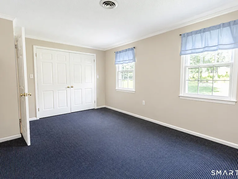 50 Fox Den Rd — Photo 27