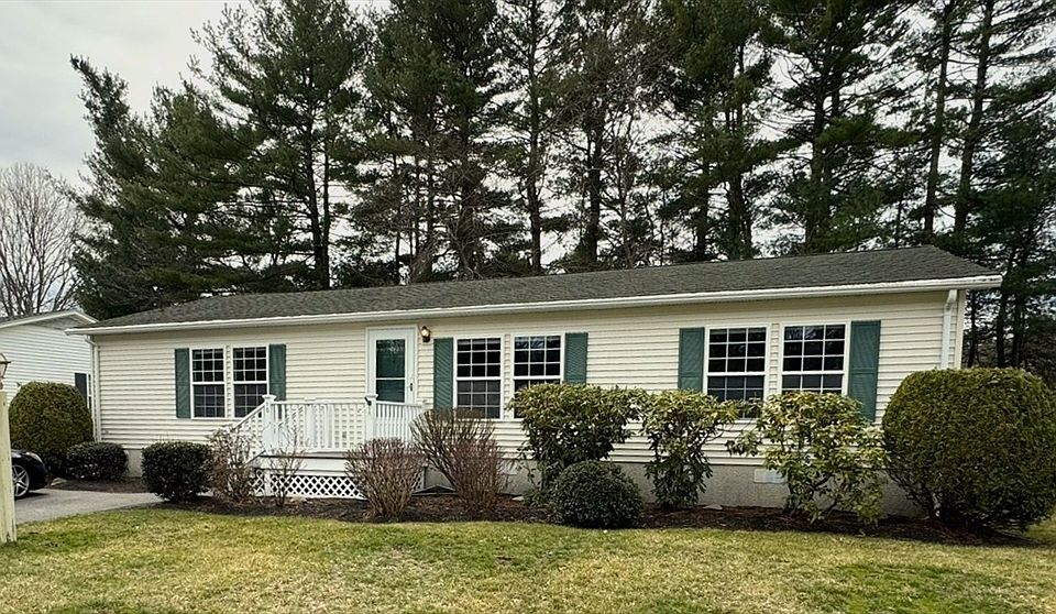1st image of 10 Trailwood Dr