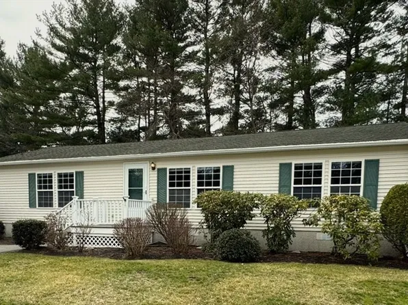 10 Trailwood Dr, Bridgewater, MA 02324