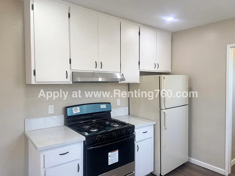 6454 Goleta Ave #A — Photo 8