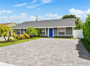 3370 NE 5th Dr, Boca Raton, FL 33431