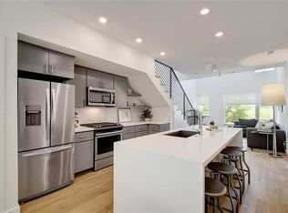 2002 E 7th St APT 220, Austin, TX 78702